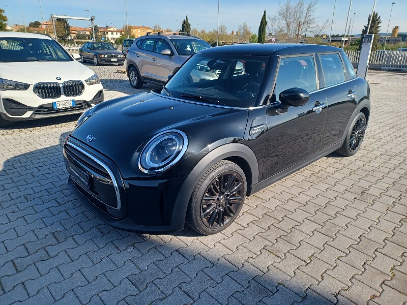 Foto MINI Mini 5 porte  (F55)